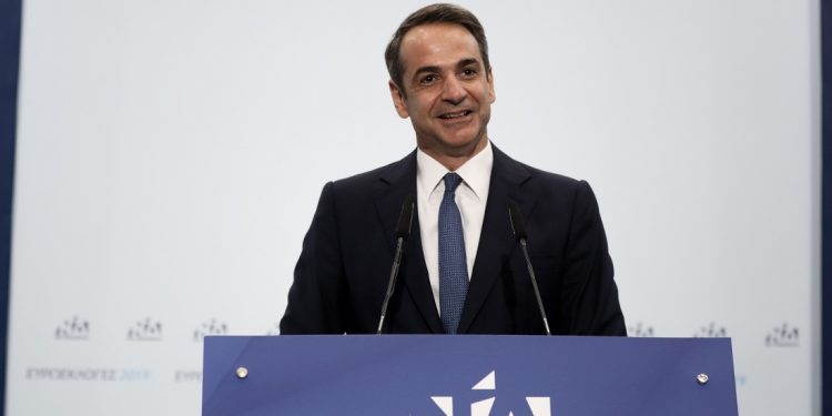 To sms του Κυριάκου Μητσοτάκη στους βουλευτές το βράδυ της Κυριακής – News.gr