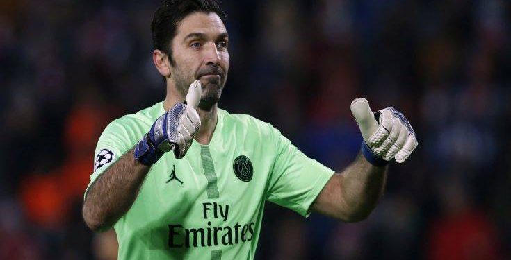 Μπουφόν: Η Παρί μου πρόσφερε νέο συμβόλαιο