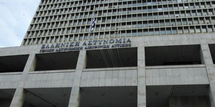 Συνελήφθη ο 32χρονος σύζυγος της δολοφονημένης 29χρονης στην Καλλιθέα – News.gr