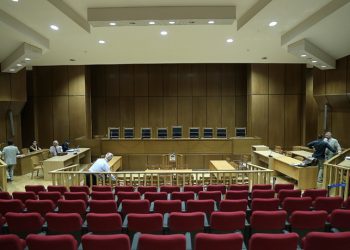 Προβληματισμός στους δικηγόρους για την έκδοση διαφορετικών αποφάσεων για δημοσιονομικά θέματα
