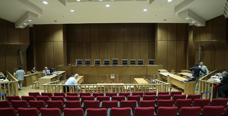 Προβληματισμός στους δικηγόρους για την έκδοση διαφορετικών αποφάσεων για δημοσιονομικά θέματα
