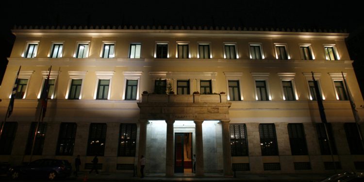 Από τον πρώτο δήμαρχο Αθηναίων των 14.000 κατοίκων πριν 185 χρόνια, στο σήμερα – Newsbeast