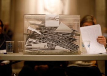 Οι επώνυμοι της showbiz που διεκδικούν τη ψήφο των πολιτών – News.gr