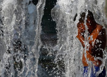 Δύσκολο καλοκαίρι με ακραία καιρικά φαινόμενα προβλέπουν οι Αμερικάνοι για Ελλάδα και Ευρώπη