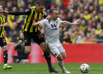 Νίκος Νταμπίζας στον ΟΠΑΠ: Εύχομαι να σηκώσει το κύπελλο ο Χολέμπας