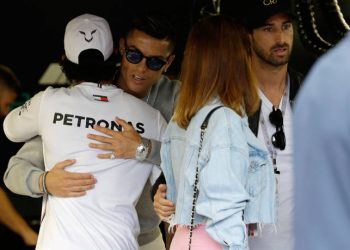 Συνάντηση «μεγαθηρίων» στο Μόντε Κάρλο, τα είπαν Κριστιάνο Ρονάλντο-Χάμιλτον