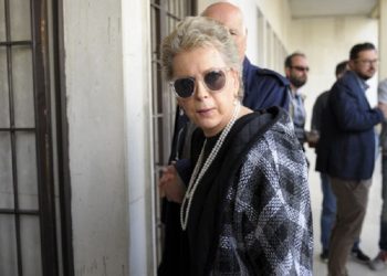 «Σκληρή» ανάρτηση της Έλενας Ακρίτα για τη 14χρονη που αυτοκτόνησε στο Μοσχάτο