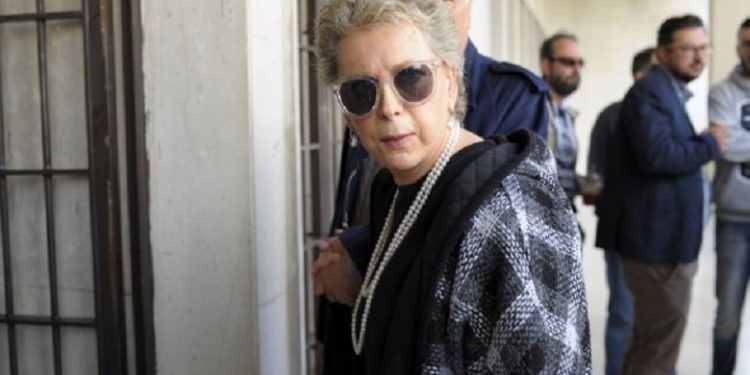 «Σκληρή» ανάρτηση της Έλενας Ακρίτα για τη 14χρονη που αυτοκτόνησε στο Μοσχάτο