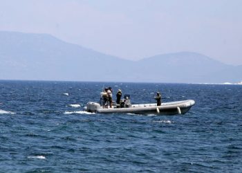 Διάσωση 60 μεταναστών στη Σάμο