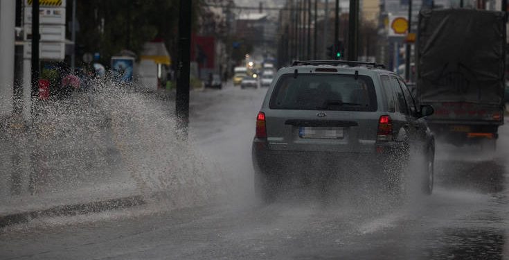 Καιρός: Καταιγίδες, χαλάζι και σκόνη