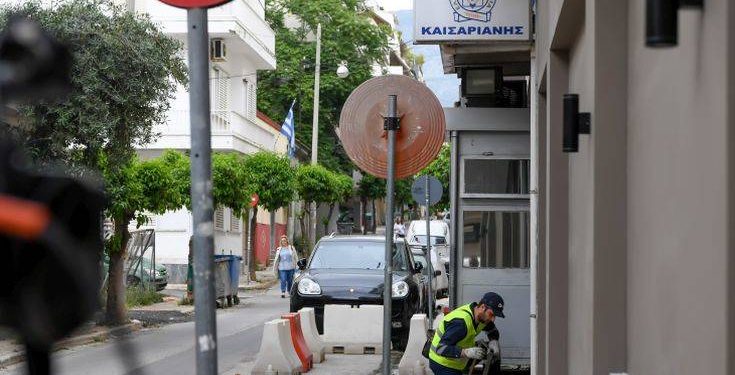 «Αν ο Κουφοντίνας πάθει το οτιδήποτε, θα σας κάψουμε ζωντανούς»