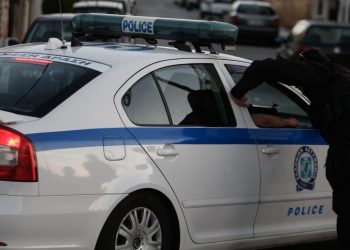Επίθεση με μπογιές στα γραφεία του ΣΥΡΙΖΑ στα Εξάρχεια – News.gr