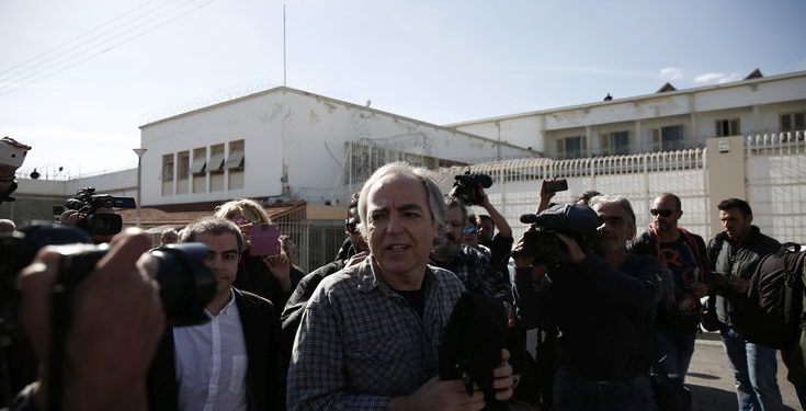 Μοτοπορεία στο κέντρο της Αθήνας για τον Δημήτρη Κουφοντίνα