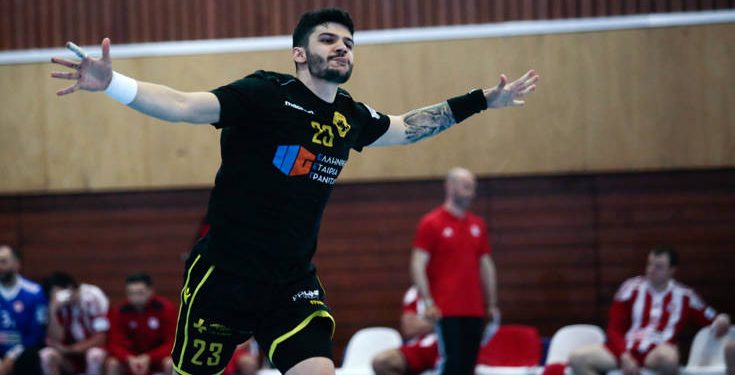 Η ΑΕΚ ισοφάρισε τον Ολυμπιακό στους τελικούς του χάντμπολ