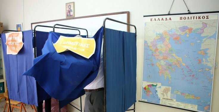 Εκλογές 2019: Ψήφισε, έφυγε και επέστρεψε για να ξαναψηφίσει