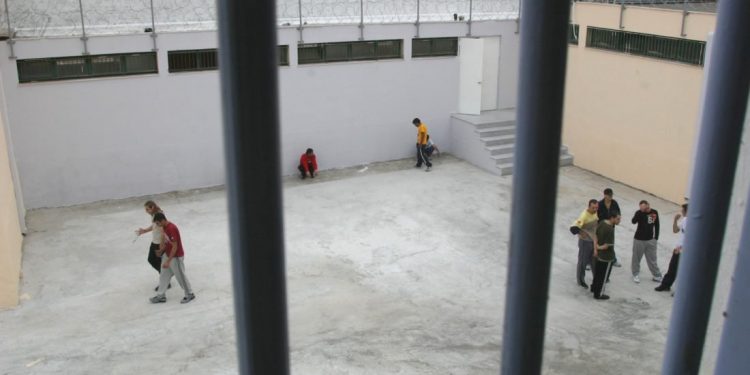 Είχαν σκάψει λαγούμι κοντά στο μαγειρείο – News.gr