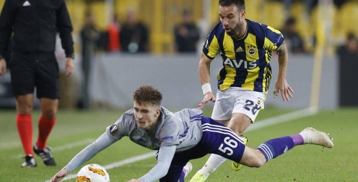 Ολοκληρώνει το «μπαμ» με Βαλμπουενά – Newsbeast