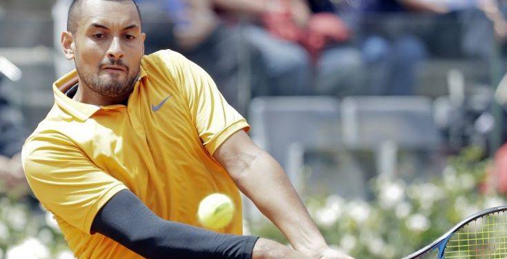 Ο Κύργιος τρελάθηκε με τον διαιτητή, πέταξε καρέκλα και έφυγε από το γήπεδο