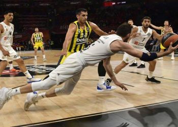 Η «Βασίλισσα» σκόρπισε τη Φενέρ και κατέκτησε την τρίτη θέση στο Final 4