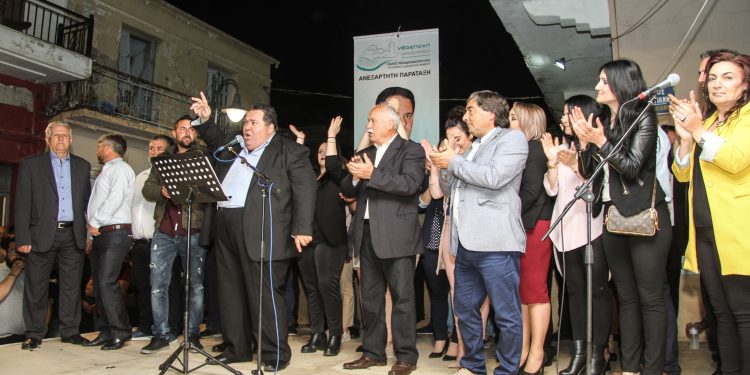 Οι δημότες αγκάλιασαν τον νέο Δήμαρχο Πηνειού Πάνο Θεοδωρακόπουλο