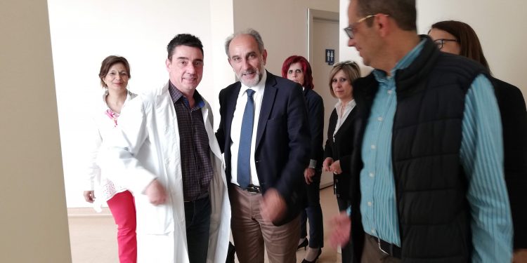 ΑΠΟΣΤΟΛΟΣ ΚΑΤΣΙΦΑΡΑΣ ΑΠΟ ΤΟΝ ΠΥΡΓΟ: “Οι υπάλληλοι κράτησαν όρθια τη δημόσια διοίκηση σε δύσκολες στιγμες”