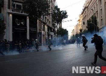 Ένταση και χημικά στην πορεία για τον Κουφοντίνα – News.gr