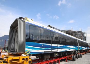 Άγνωστοι ζωγράφισαν με γκράφιτι βαγόνια του μετρό της Θεσσαλονίκης