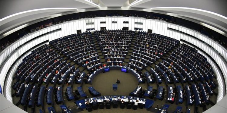 Αυτοκρατορική Ευρώπη | naftemporiki.gr