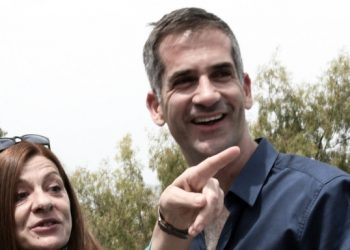 ΔΗΜΟΣ ΑΘΗΝΑΙΩΝ ΠΡΩΤΑ ΑΠΟΤΕΛΕΣΜΑΤΑ: Πρώτος ο Κώστας Μπακογιάννης με 42,8%, Ηλιόπουλος δεύτερος με 17%