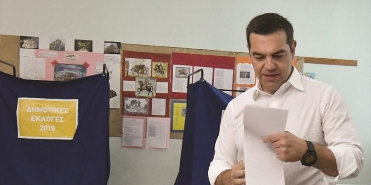 ΒΒG: Γιατί οι Έλληνες έστρεψαν τη πλάτη τους στον «επαναστάτη» Τσίπρα