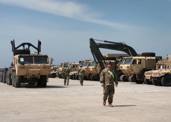 Εκατοντάδες οχήματα του αμερικανικού στρατού στην Αλεξανδρούπολη – News.gr