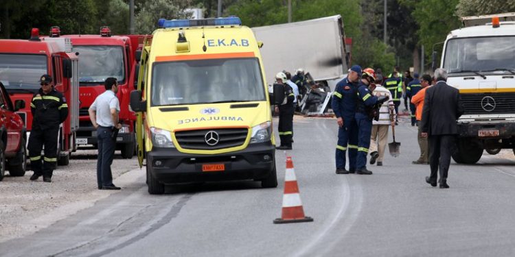 Πληροφορίες για δυο νεκρούς στο τροχαίο με το βυτιοφόρο – News.gr