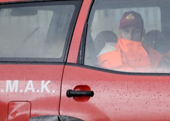 Σε εξέλιξη επιχείρηση διάσωσης 25χρονου στον Όλυμπο