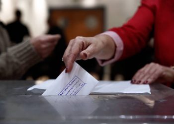 Έγκυος πήγε να ψηφίσει και έσπασαν τα νερά μέσα στην κάλπη