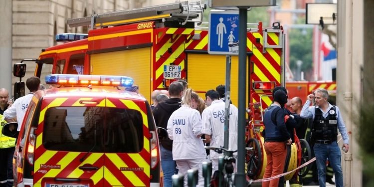 Γαλλία: Στους 13 οι τραυματίες από την έκρηξη στη Λιόν - Αναζητείται ένας 30χρονος