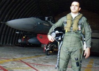 Σαν σήμερα σκοτώθηκε ο Ηλιάκης σε αερομαχία με τουρκικά μαχητικά στην Κάρπαθο