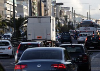 ΔΙΠΛΩΜΑ ΟΔΗΓΗΣΗΣ: Κοστίζει χρυσάφι