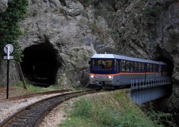 Οδοντωτός: Ξεκινούν και πάλι τα δρομολόγια του σιδηροδρόμου