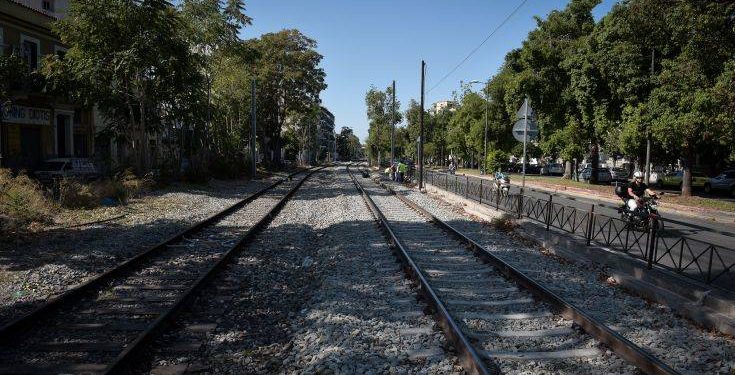 Σύγκρουση αυτοκινήτου με τρένο που εκτελούσε το δρομολόγιο Λάρισα - Βόλος