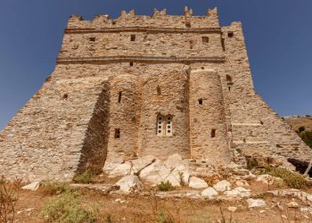 Η μονή στη Νάξο με την θέα που κόβει την ανάσα