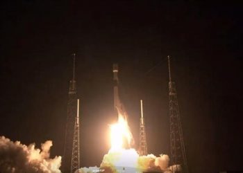 Starlink: Η SpaceX εκτόξευσε τους πρώτους 60 δορυφόρους της για παροχή Ίντερνετ