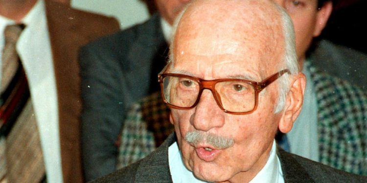 Όταν ο Ζολώτας έκανε ομιλίες στα αγγλικά χρησιμοποιώντας ελληνικές λέξεις