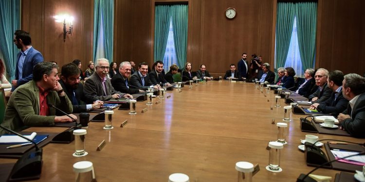 Παραμένει η κυβέρνηση έως τις εκλογές με υπηρεσιακό υπουργό Εσωτερικών – News.gr
