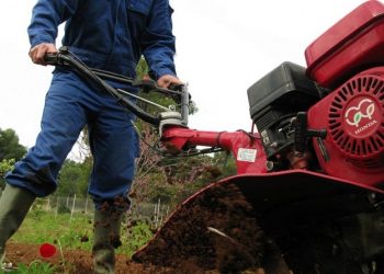 ΔΗΜΟΣ ΑΝΔΡΙΤΣΑΙΝΑΣ – ΚΡΕΣΤΕΝΩΝ: Ένας τραυματίας από ανατροπή φρέζας στη Βρίνα