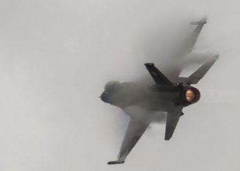 Δεκάδες νέες τουρκικές παραβιάσεις στο Αιγαίο