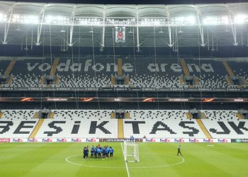Νεαροί παίκτες της Μπεσίκτας στη Ρόδο κάλεσαν ιερόδουλες στο ξενοδοχείο