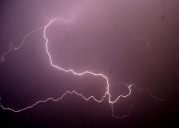 Τραγικός θάνατος 37χρονου από κεραυνό σε χωράφι στην Κορινθία