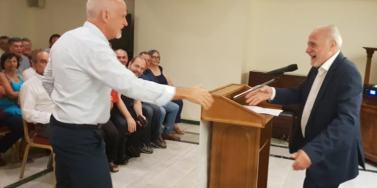 Και η Πάτρα με το Γιάννη Κουτσούκο