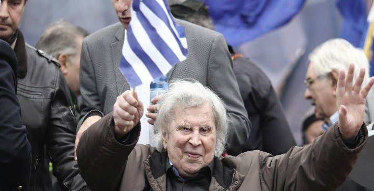 Κόρη Μίκη Θεοδωράκη: Είναι πολύ άρρωστος, κάνει ντρίμπλα στον θάνατο