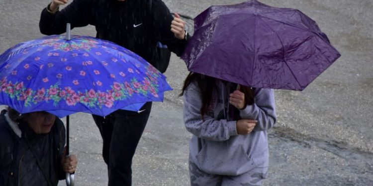 Χαλάζι και καταιγίδες τις επόμενες ώρες – News.gr
